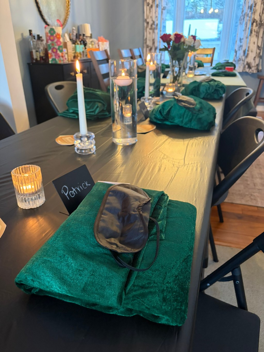 How to Host a Traitors Party🕯️🖤